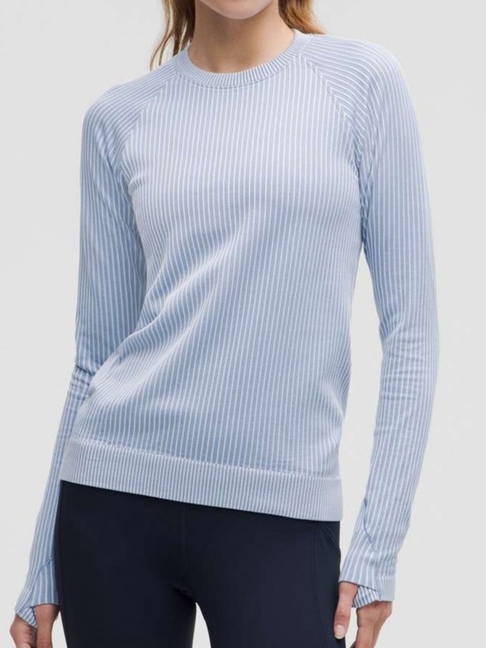Women’s 8 Lululemon Rest Less Pullover
Colour Rib Blue Willow / Windmill